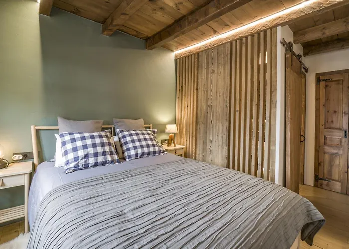 Pleta Del Tarter Lodge